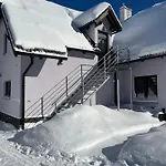Lägenhet Apartman Krahule *